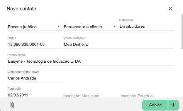 Novo contato de Pessoa jurídica: após digitar o CNPJ, o sistema preencheu nome fantasia e razão social. A categoria “Distribuidores” e o campo personalizado “Vendedor responsável” também estão preenchidos.